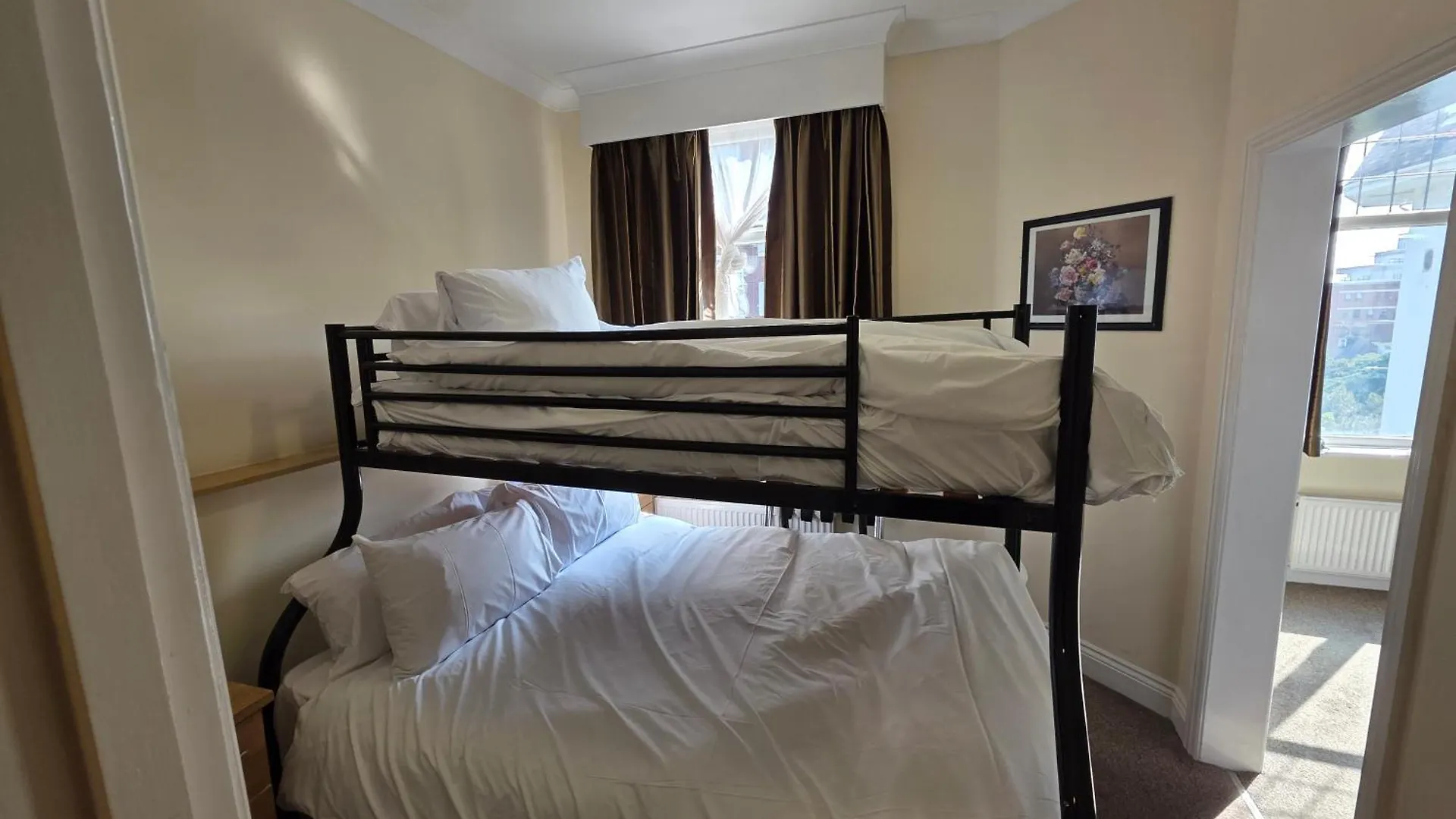 Belvilla Russel Court Hotel Bournemouth Central
